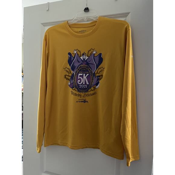 RunDisney Wine & Dine 2021 Shirt Bundle Small | Ursula Two Course + Evil Queen - Picture 2 of 13